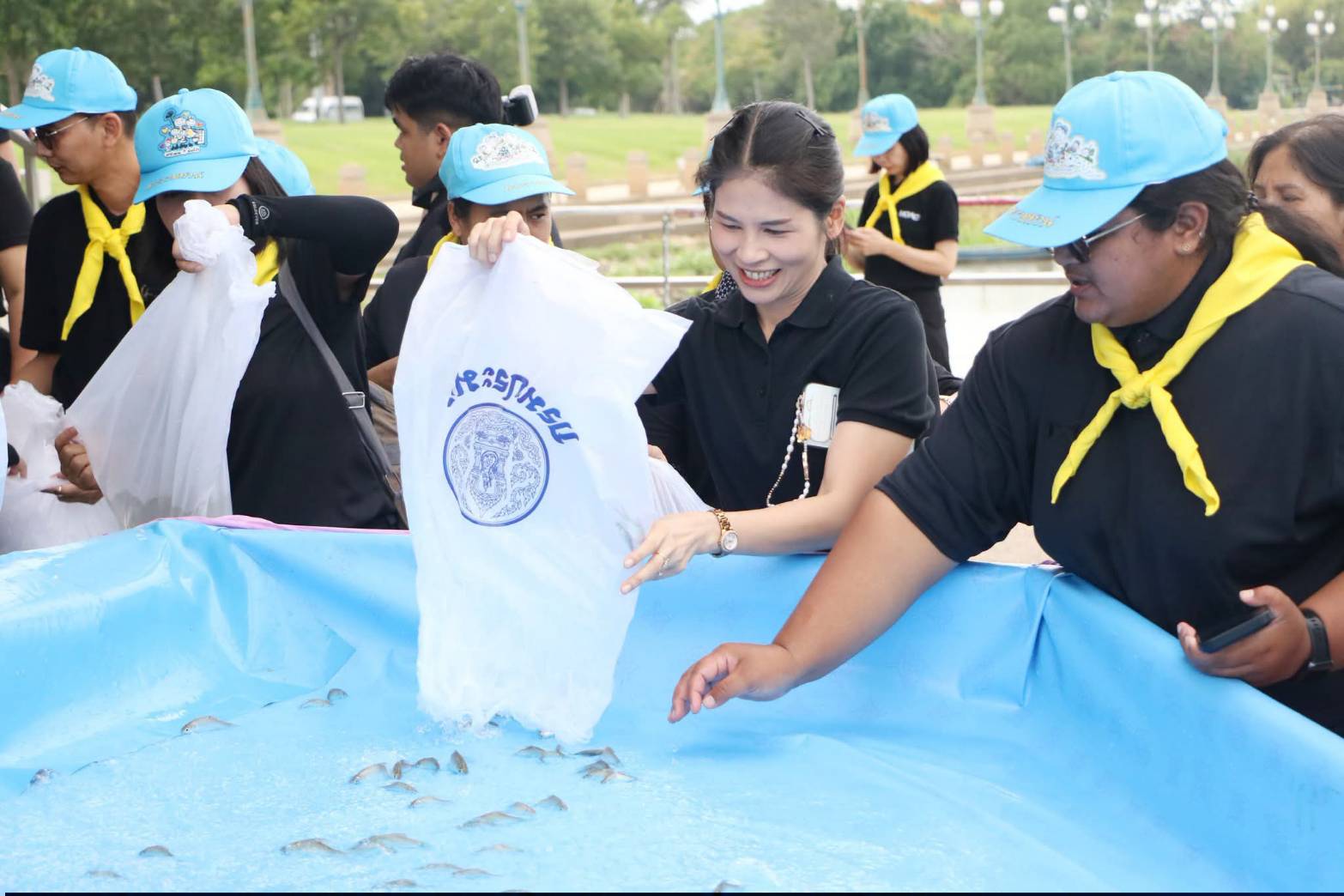 title - ส.ป.ก. ร่วมกิจกรรมโครงการจิตอาสาพัฒนาด้านการเกษตร กษ. เฉลิมพระเกียรติสมเด็จพระนางเจ้าฯ พระบรมราชินี เนื่องในโอกาสมหามงคลเฉลิมพระชนมพรรษา 4 รอบ 3 มิถุนายน 2569 ณ ศูนย์ส่งเสริมและพัฒนาอาชีพเสริมนอกภาคการเกษตร (ศูนย์ศิลปาชพบางไทรฯ เดิม)